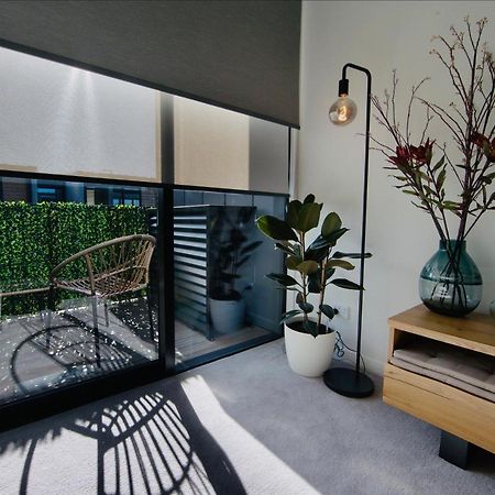 Funk In The City - Luxury Laneway Apartment With Single Garage Christchurch Bagian luar foto