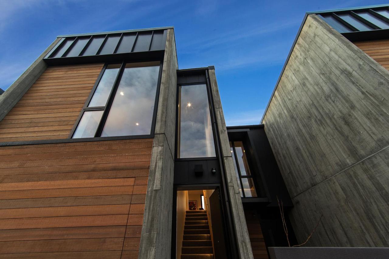 Funk In The City - Luxury Laneway Apartment With Single Garage Christchurch Bagian luar foto